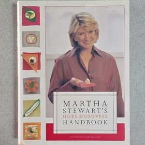 COOKBOOK: Martha Stewart's Hors d'Oeuvres Handbook